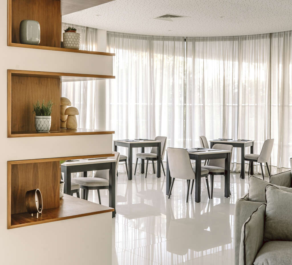 Dining Hall, Common Area 2 - Longevity